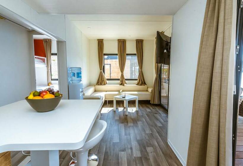 منزل غرفتين نوم, Olivia Green Camping