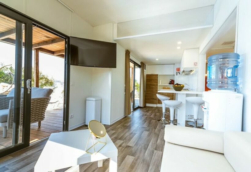 منزل غرفتين نوم, Olivia Green Camping