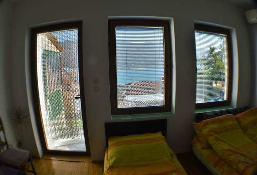 آپارتمان راحتی 1 خوابه, Villa Ohrid