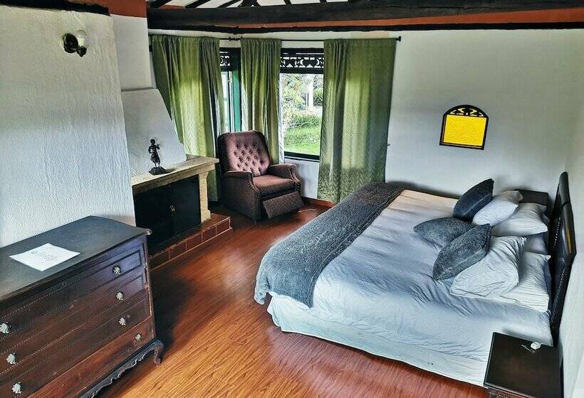 اتاق سوپریور چهار تخته, Posada Bie