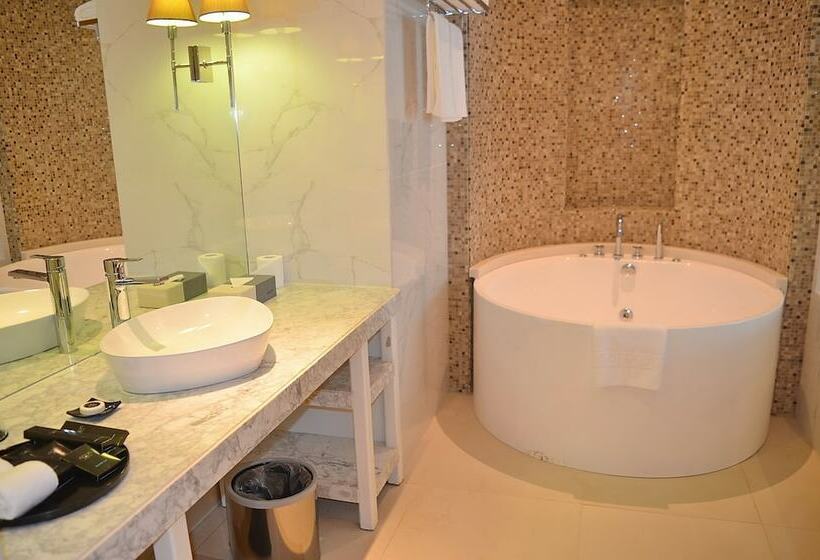 Suite Prezydencki, Aira Boracay