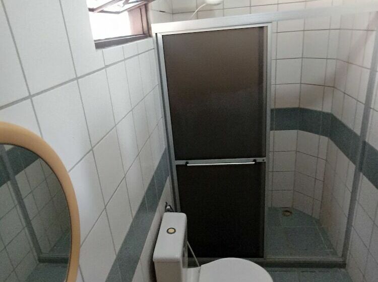 基本间, Pousada E Restaurante O Marinheiro