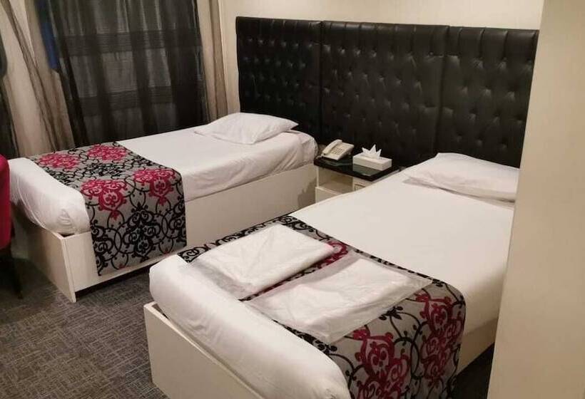 اتاق استاندارد سه نفره, Shehrazad Nile Floating