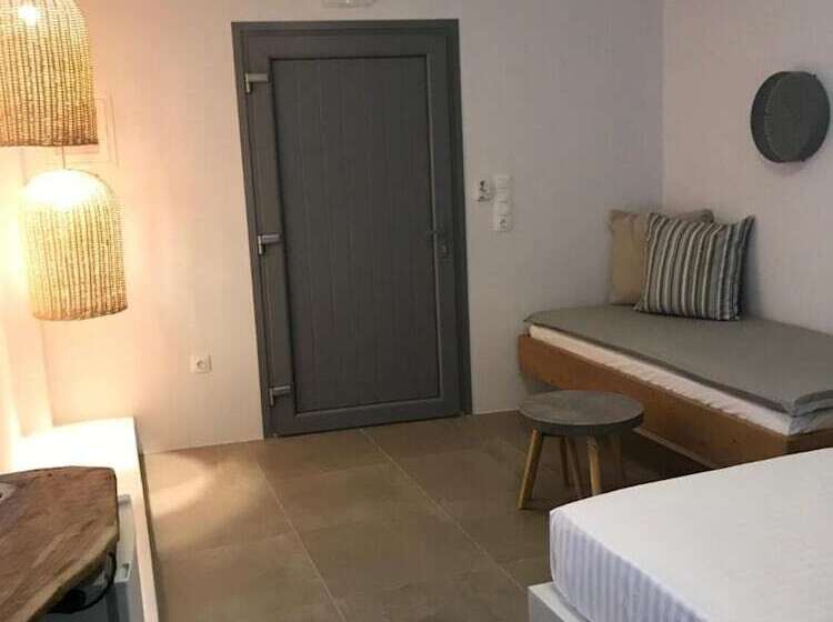 اتاق لوکس سه تخته, Drimoni Boutique