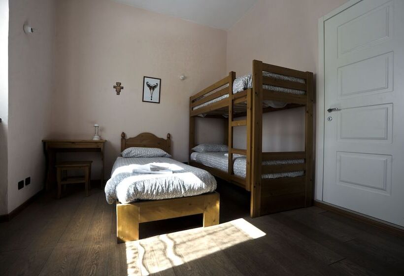 غرفة قياسية ثلاثية, Casa San Francesco