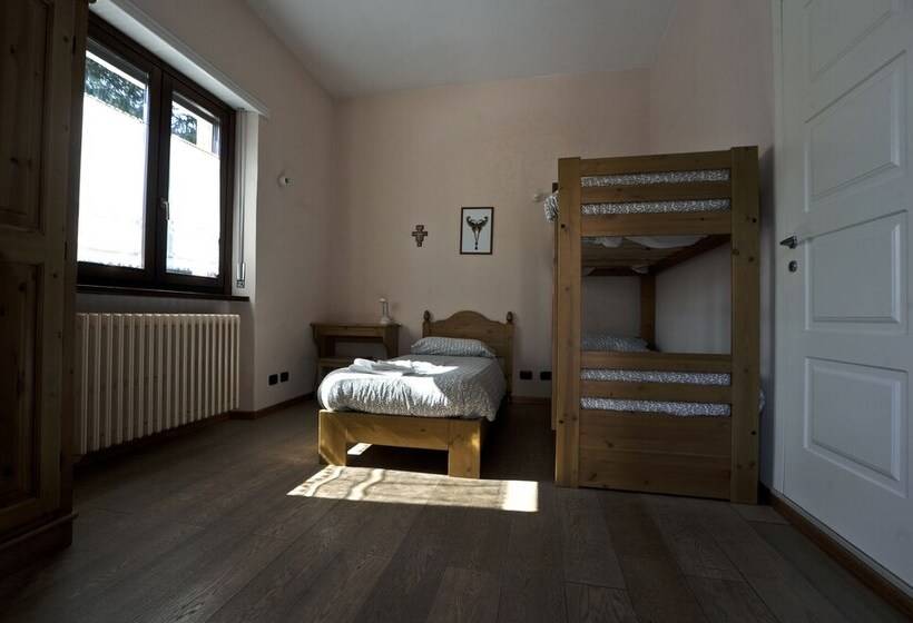 غرفة قياسية ثلاثية, Casa San Francesco