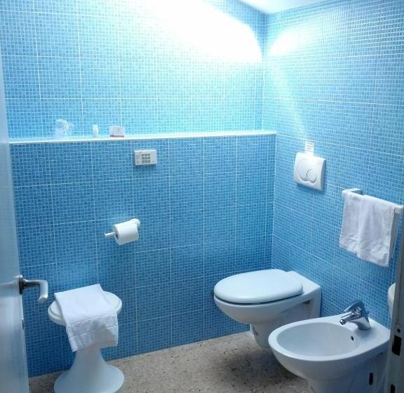 غرفة كلاسيكية رباعية, Centro Vacanze Cavallino Opera Nascimbeni