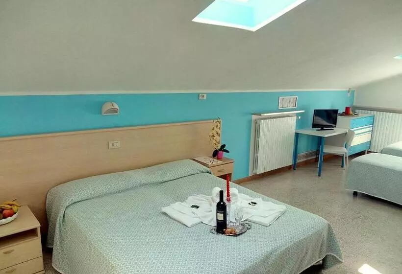 اتاق کلاسیک چهارنفره, Centro Vacanze Cavallino Opera Nascimbeni