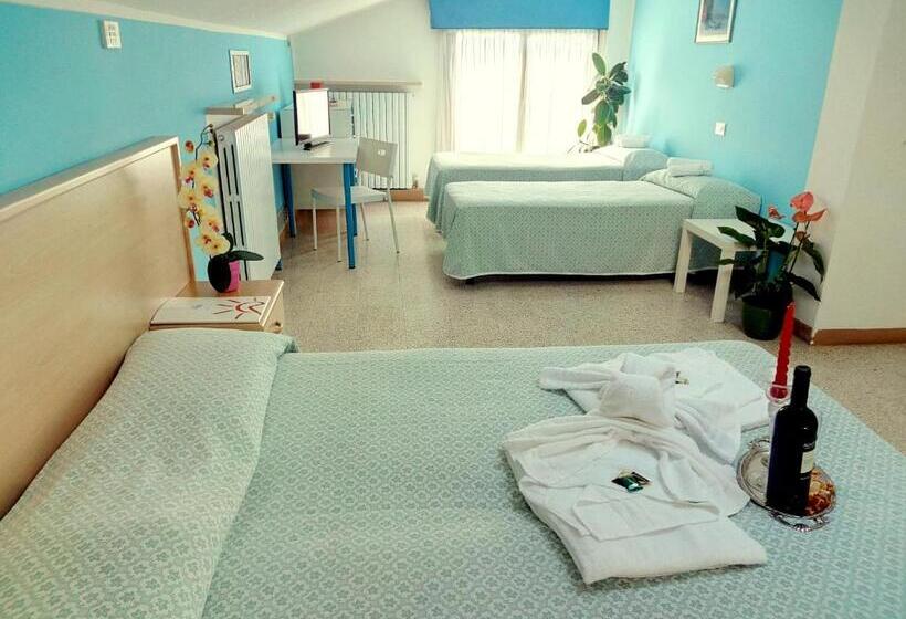 غرفة كلاسيكية رباعية, Centro Vacanze Cavallino Opera Nascimbeni