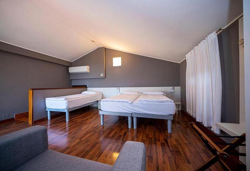 带露台的标准房间, Albergo All'ancora