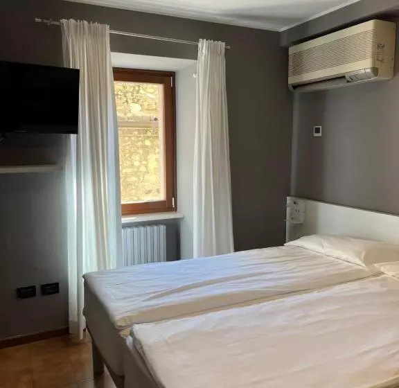バルコニー付スタンダード４ベッドルーム, Albergo All'ancora