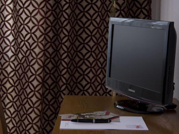 Номер Стандарт, Alina