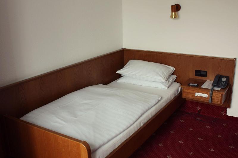 Номер Стандарт Индивидуальный, Alina