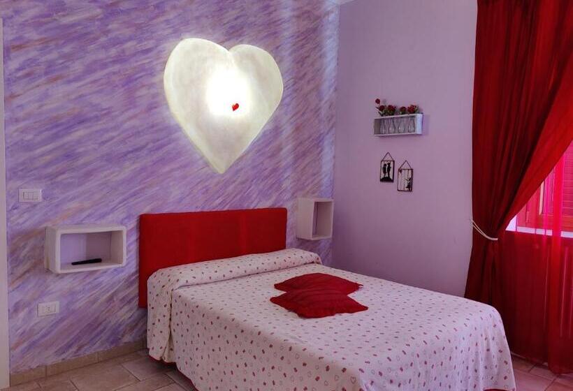 اتاق اکونومی, Art Rooms Joyful People