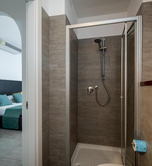 Triple Room Sea View, Continental