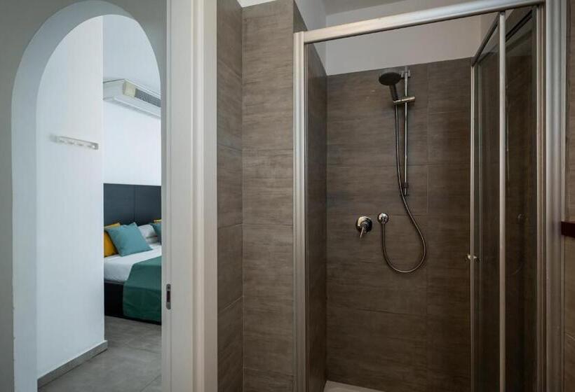 Triple Room Sea View, Continental