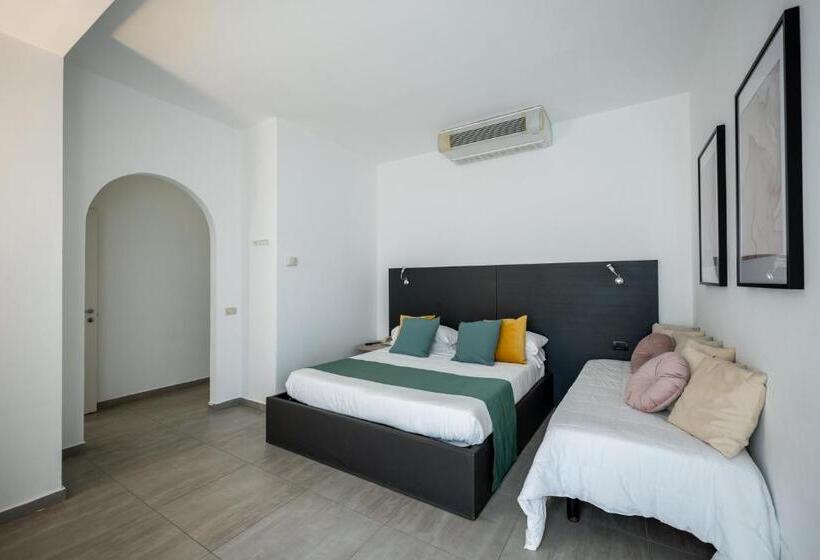 Triple Room Sea View, Continental