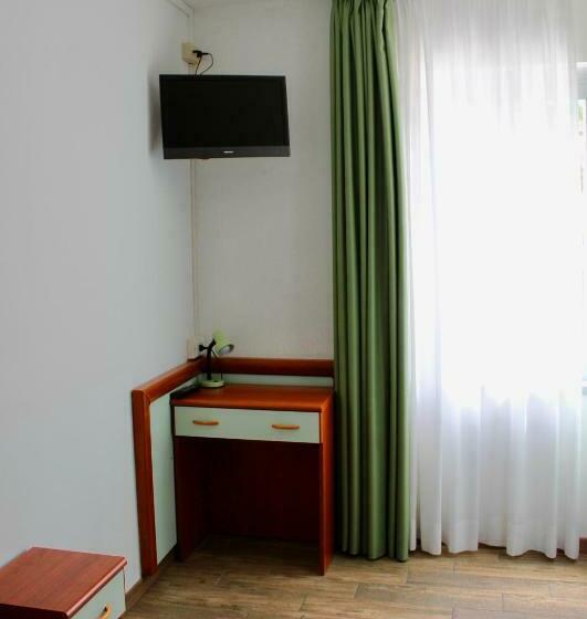 Camera Standard Individuale, Cristina