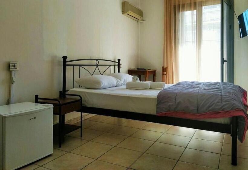 غرفة قياسية فردية, Delfini