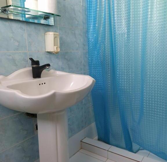 غرفة قياسية, Delfini