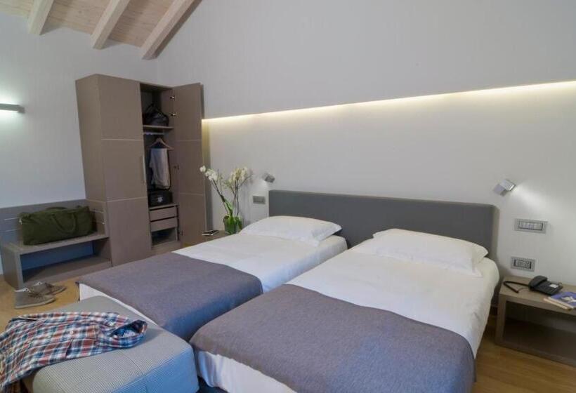 标准间, Di Varese