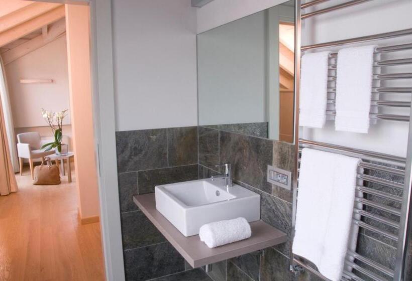 高级大房间, Di Varese