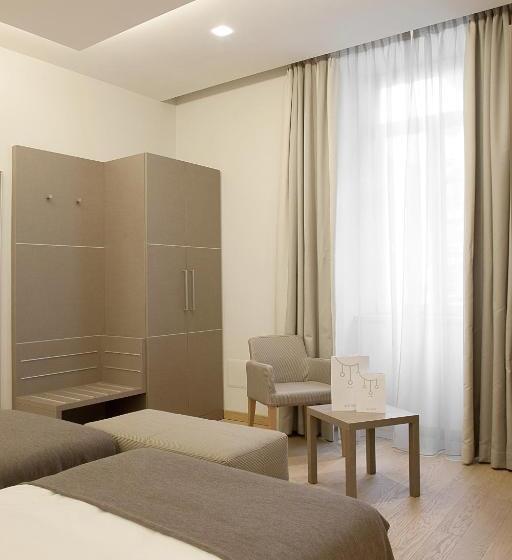 标准间, Di Varese