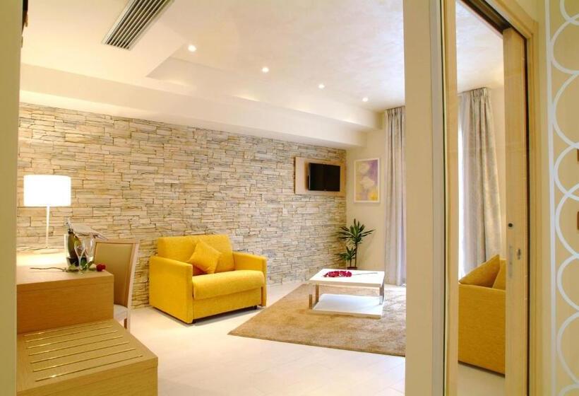 스위트, Duchessa Della Sila