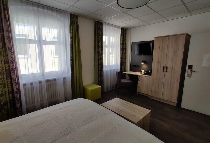 חדר סטנדרט, Goldene Traube