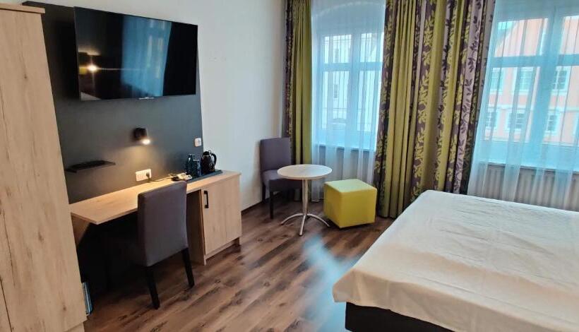 סוויטה משפחתית, Goldene Traube