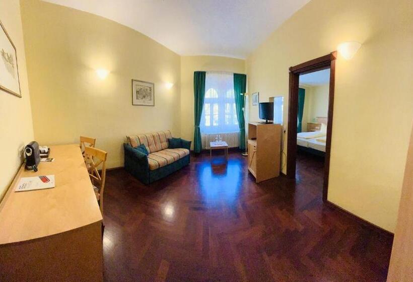 Suite, Hoepfner Burghof