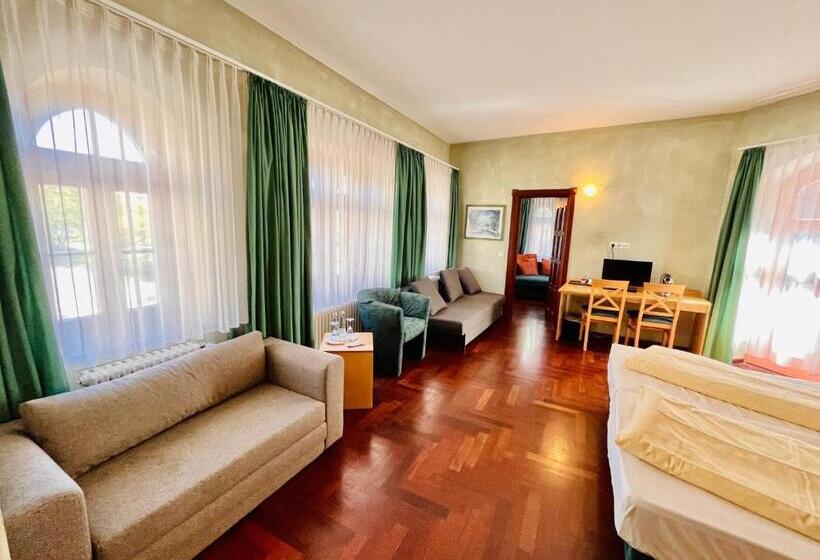 Suite, Hoepfner Burghof