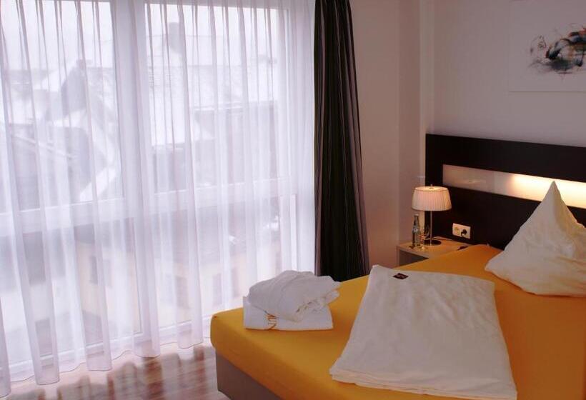 חדר קומפורט יחיד, Im Kornspeicher