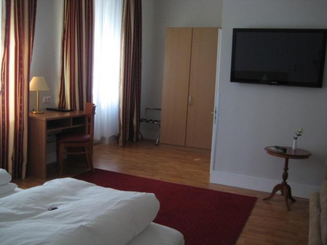 اتاق استاندارد, Markgräfler Hof