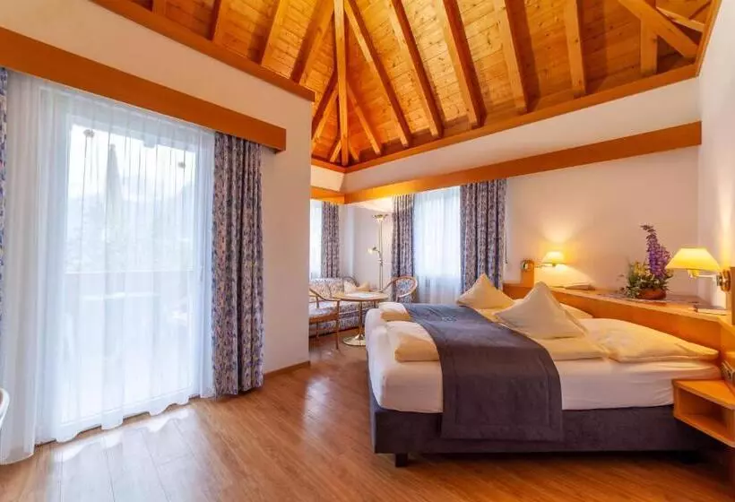 Standard-huone, Frühstücks Hotel Olympia