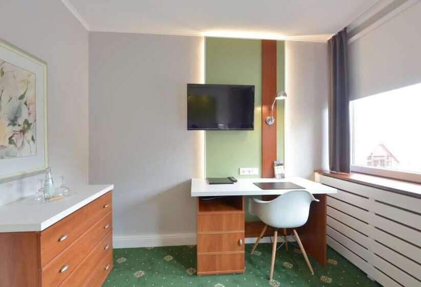 标准单人间, Restaurant Waldesruh