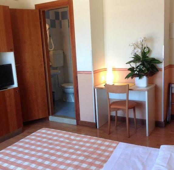 غرفة قياسية, Romeo