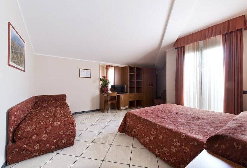 اتاق استاندارد یک نفره, Stazione