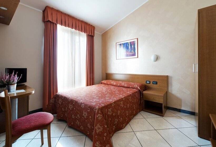 اتاق استاندارد یک نفره, Stazione