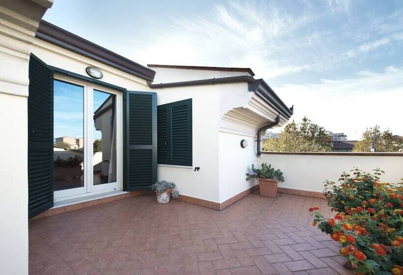 اتاق استاندارد, Stazione