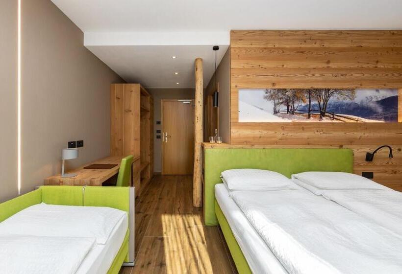 غرفة ديلوكس عائلية, Vittoria   Ricarica L Anima