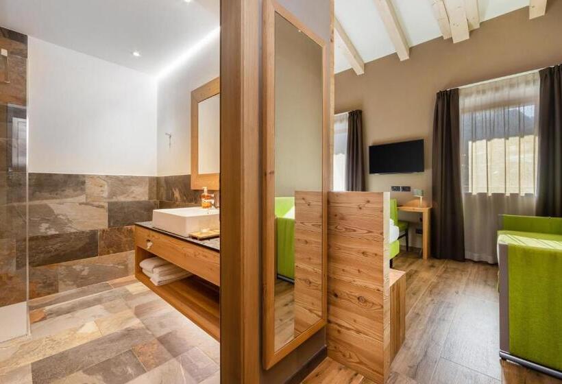 غرفة ديلوكس عائلية, Vittoria   Ricarica L Anima