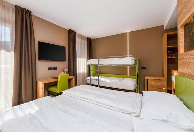 غرفة ديلوكس عائلية, Vittoria   Ricarica L Anima