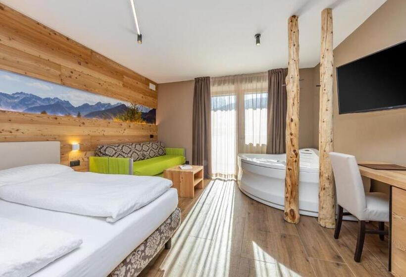 جناح مزود بجاكوزى, Vittoria   Ricarica L Anima