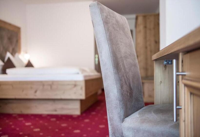 带阳台的标准单人间, Waldsee