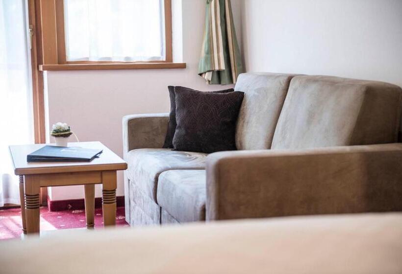 带阳台的标准单人间, Waldsee