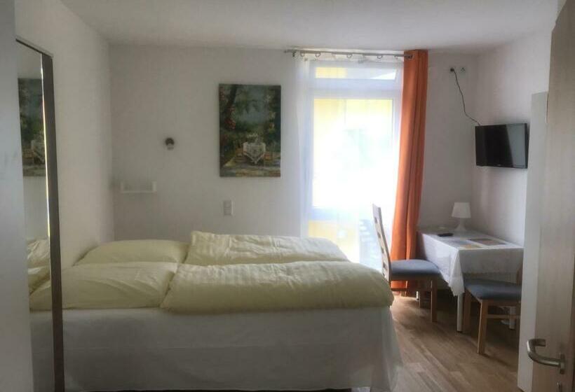 חדר קומפורט, I Motel