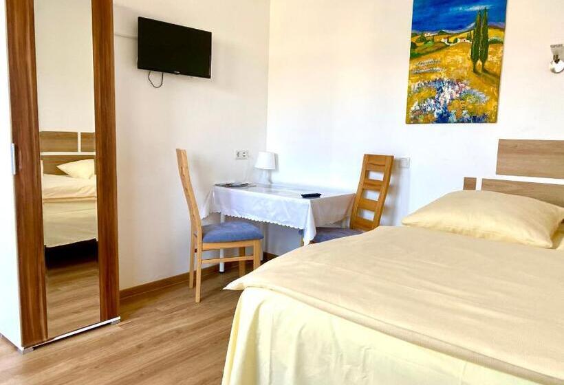 חדר סטנדרט, I Motel