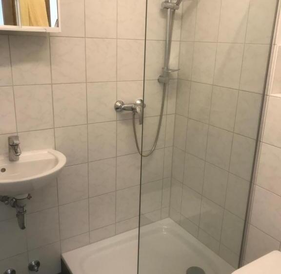 חדר סטנדרט, I Motel