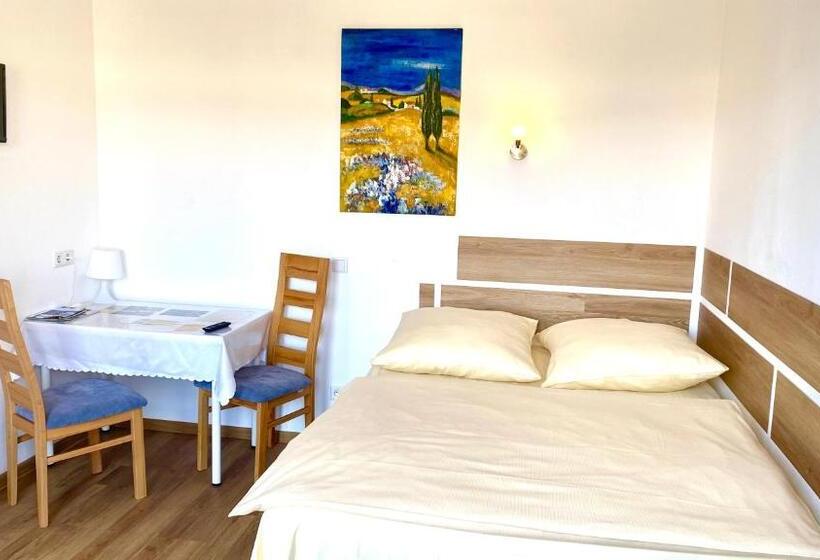 חדר סטנדרט, I Motel